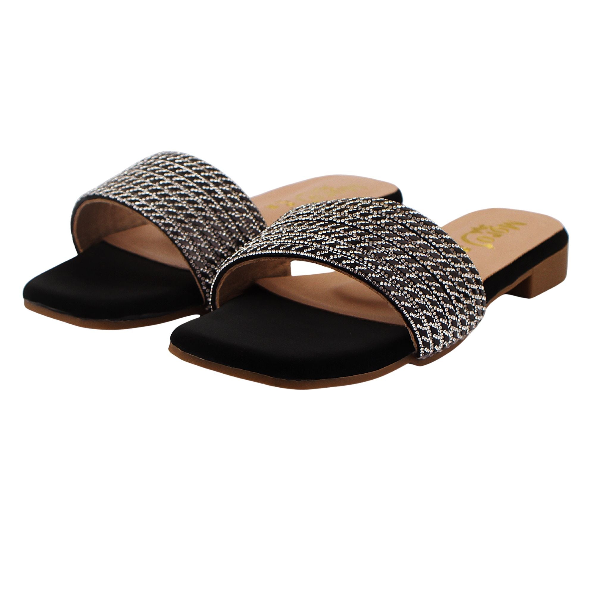 Gold Floral Embellished Kolhapuri Flat