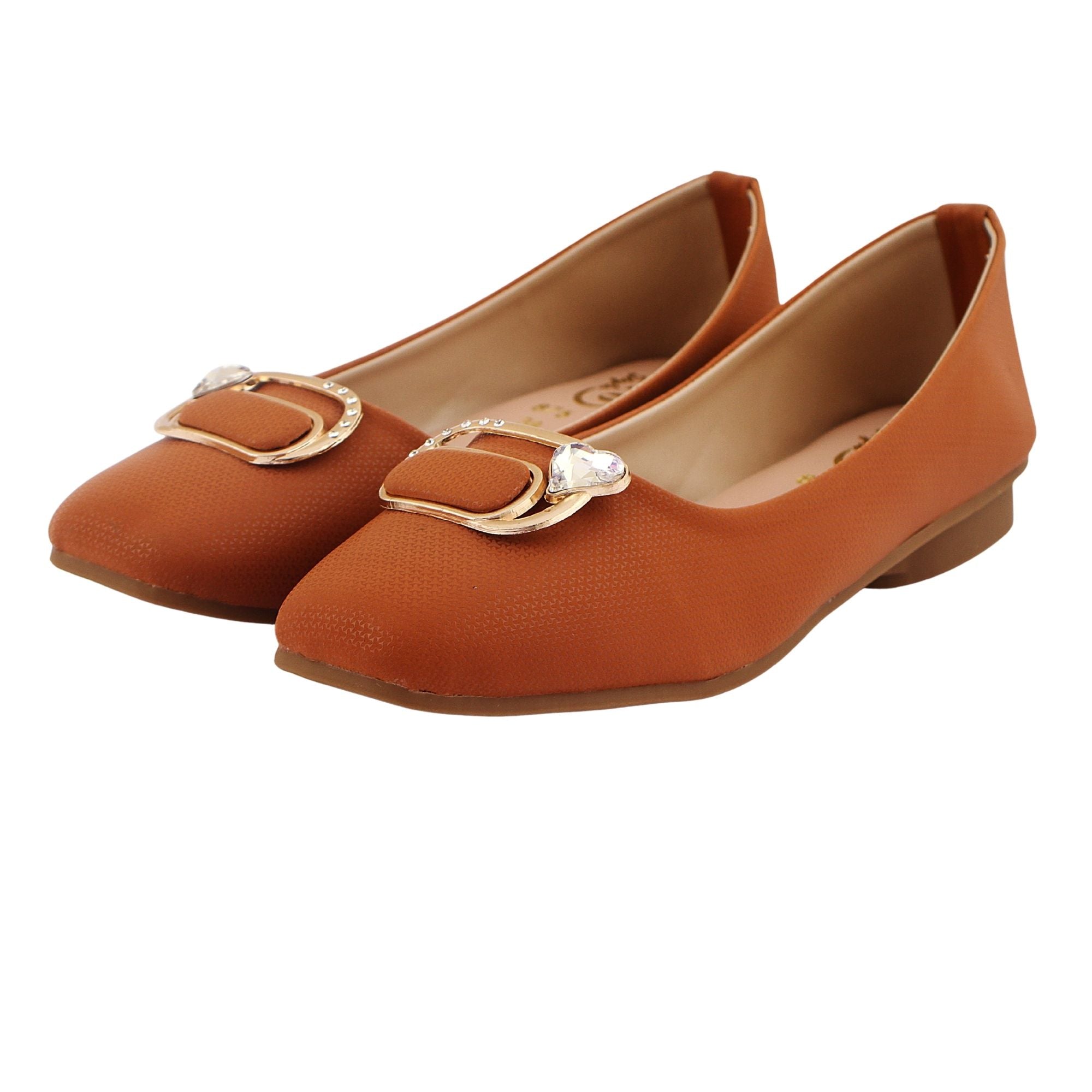 Mustard Gold Buckle Pump